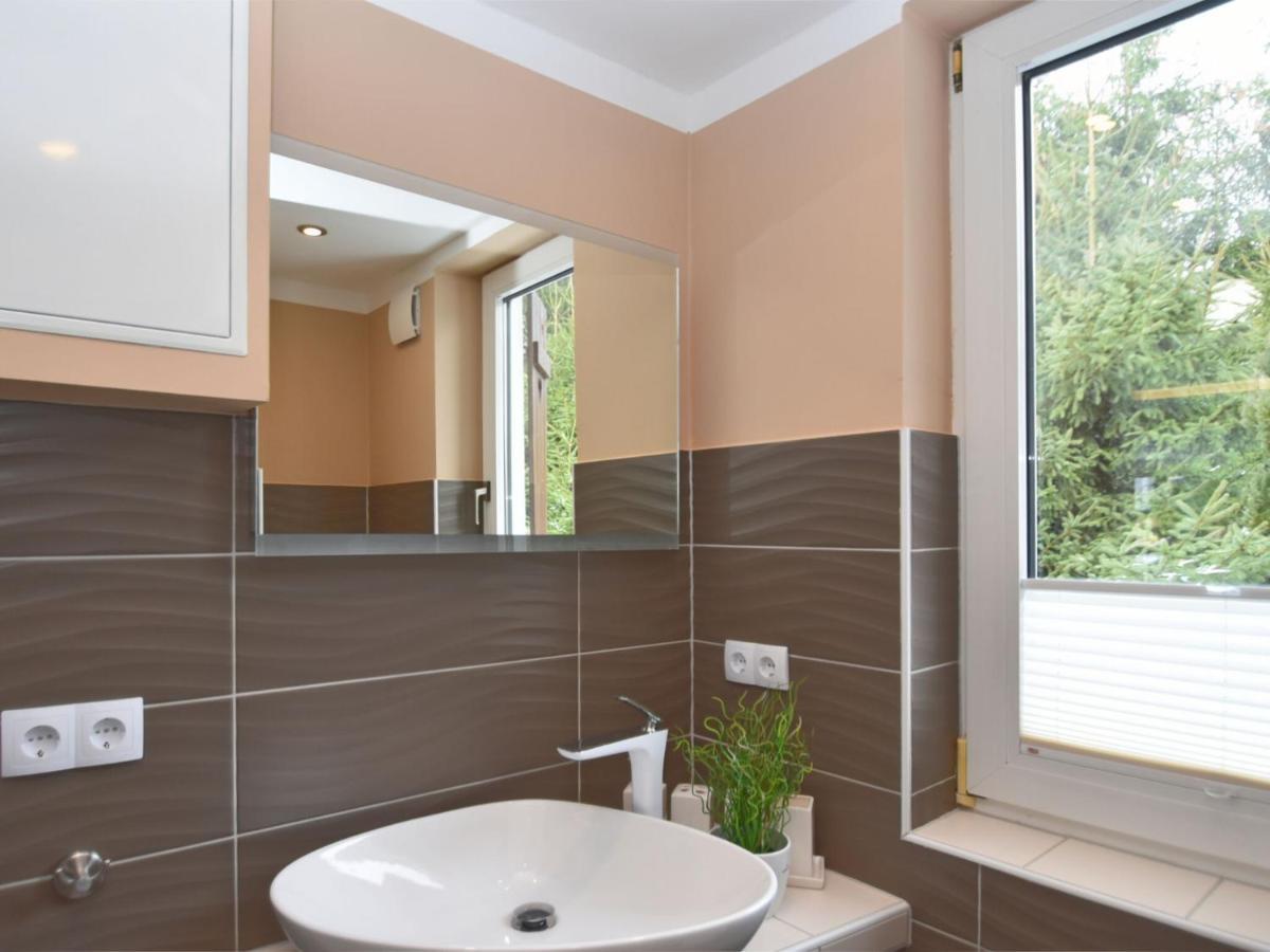 Apartment With Private Terrace Friedrichshohe  Ngoại thất bức ảnh